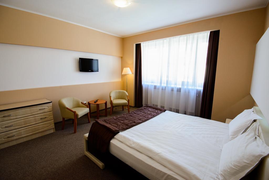 Residence Piata Sfatului Brasov Ngoại thất bức ảnh