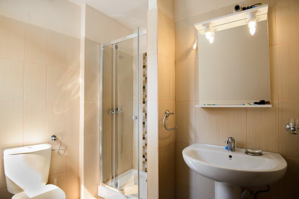 Residence Piata Sfatului Brasov Ngoại thất bức ảnh